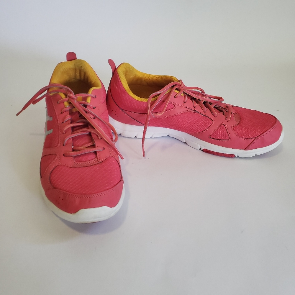 ASICS Gel Muse Running Athletic Shoes